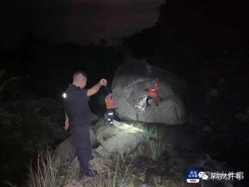 带娃登山突遇意外，户外活动安全引关注