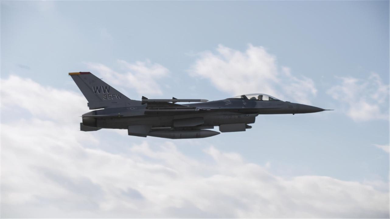 F-16战机，空中霸主的不凡历程揭秘